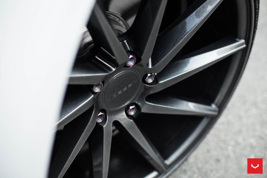 Колеса Audi A4 Sedan Quattro on Vossen Wheels (CVT) 2017 года  (фото 11 из 18)